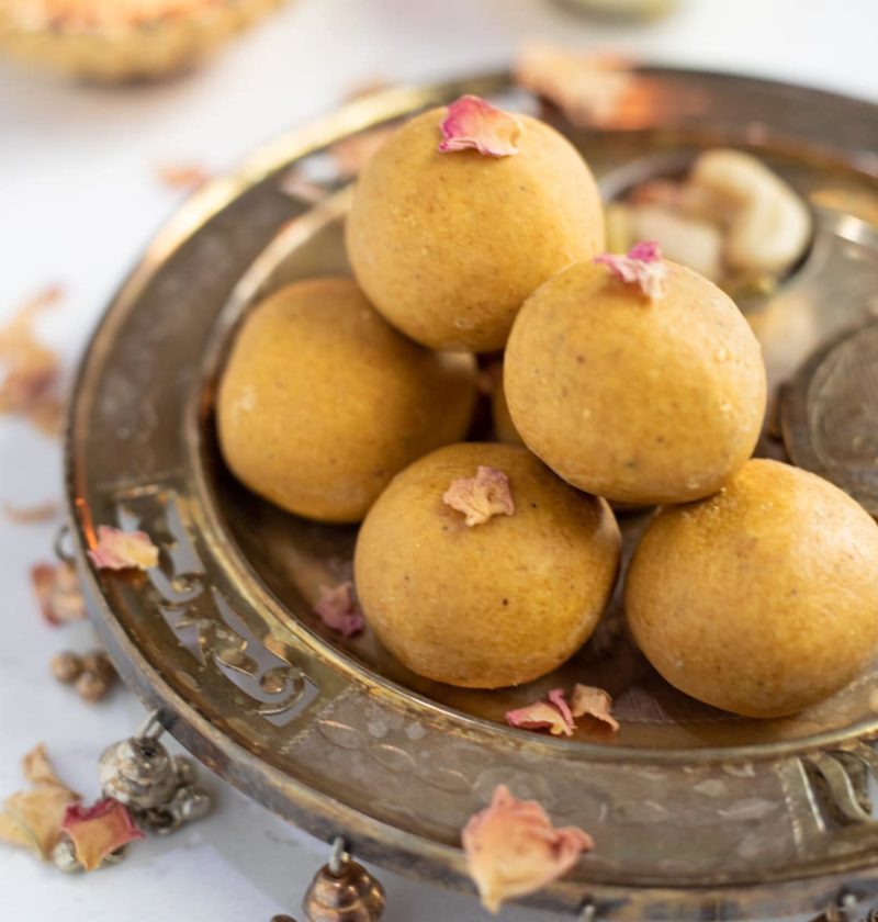 Besan Laddu Recipe