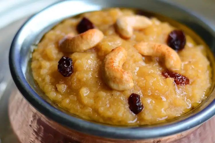 Sweet Pongal (Sakkarai Pongal) Sweet Pongal (Sakkarai Pongal)