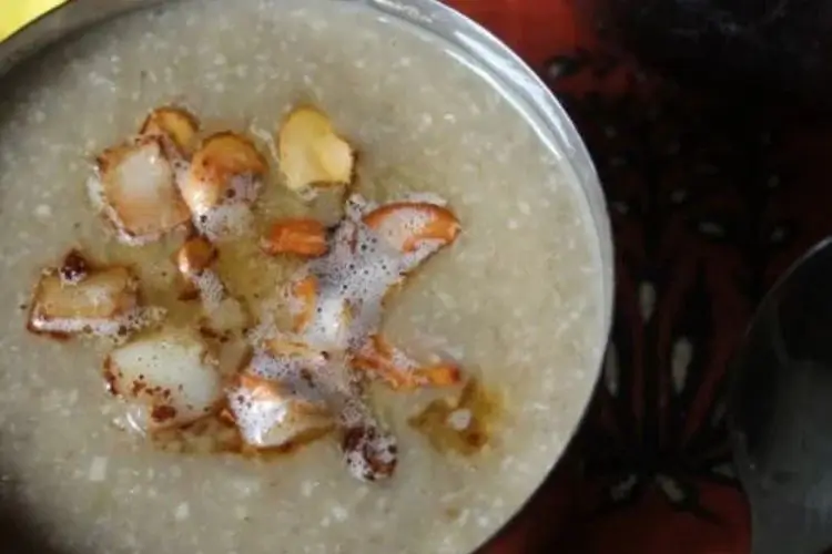 Thengai Payasam (Coconut Kheer) Thengai Payasam (Coconut Kheer)